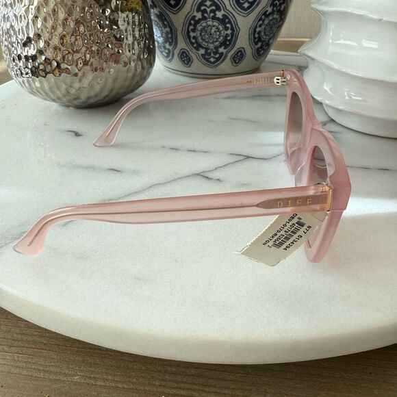 DIFF Kaia Sunglasses Rose Tea Pink Frame Taupe Rose Gradient Lenses - Picture 7 of 8